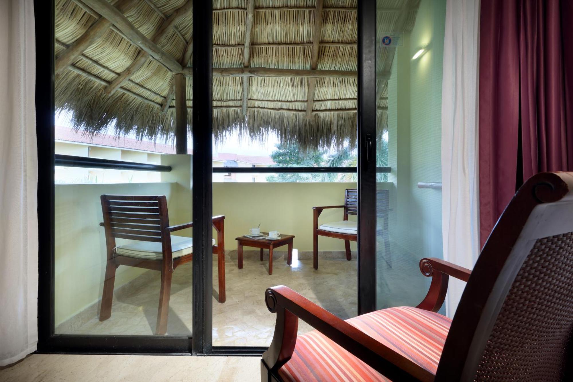 Family Selection At Grand Palladium Vallarta Resort & Spa Punta Mita Exterior photo